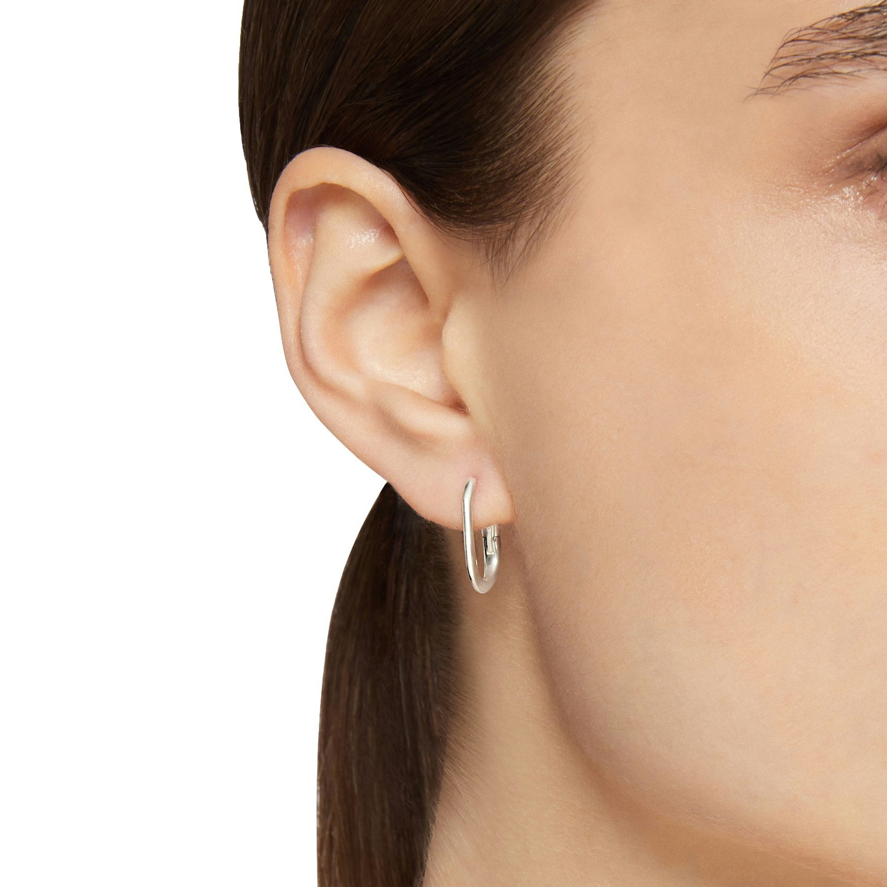 SILVER ESSENTIALS HOOP EARRING 1
