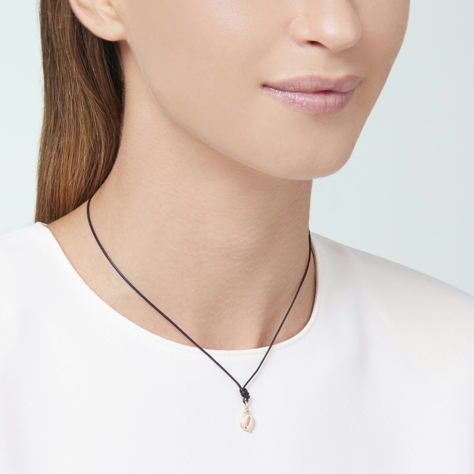 ROSE GOLD LETTER Q CHARM 1